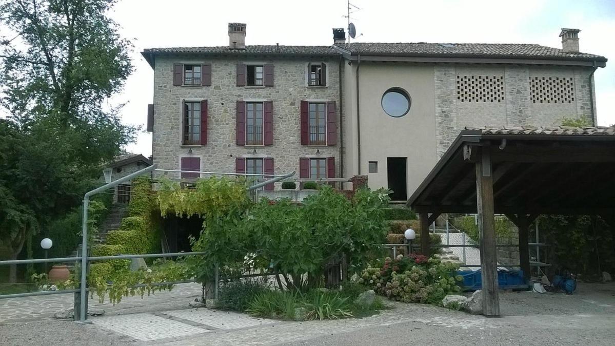 Agriturismo Campo Del Pillo Pietradura Bagian luar foto